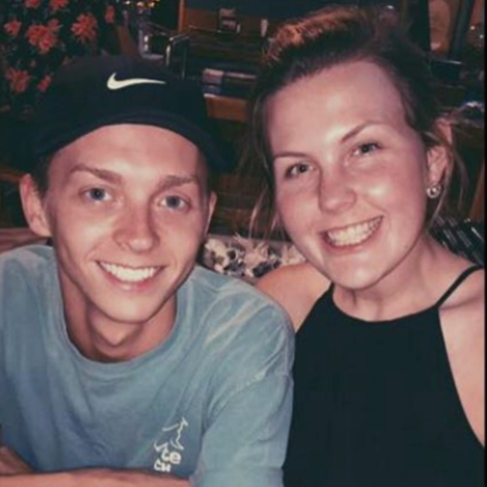 Meet your Posher, Champagne